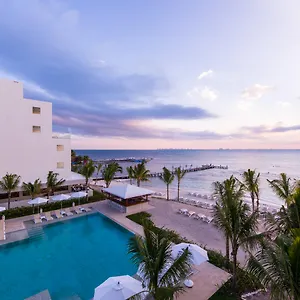 Hotell Izla Front *****